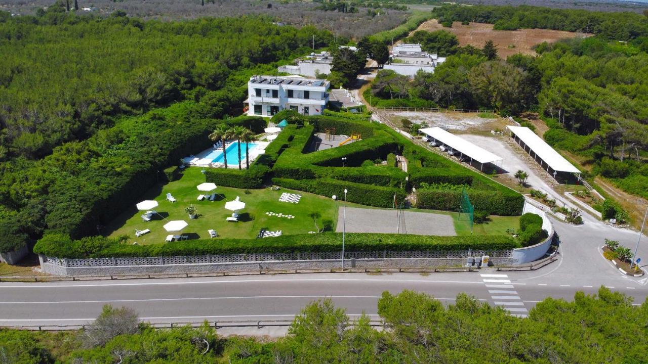 Residence Punta Cassano - In Piscina Sulla Spiaggia Di Sabbia San Foca Bagian luar foto